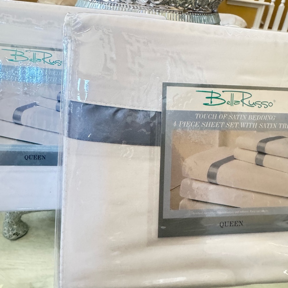 Bella Russo White Queen Sheet Set - Two Sets
